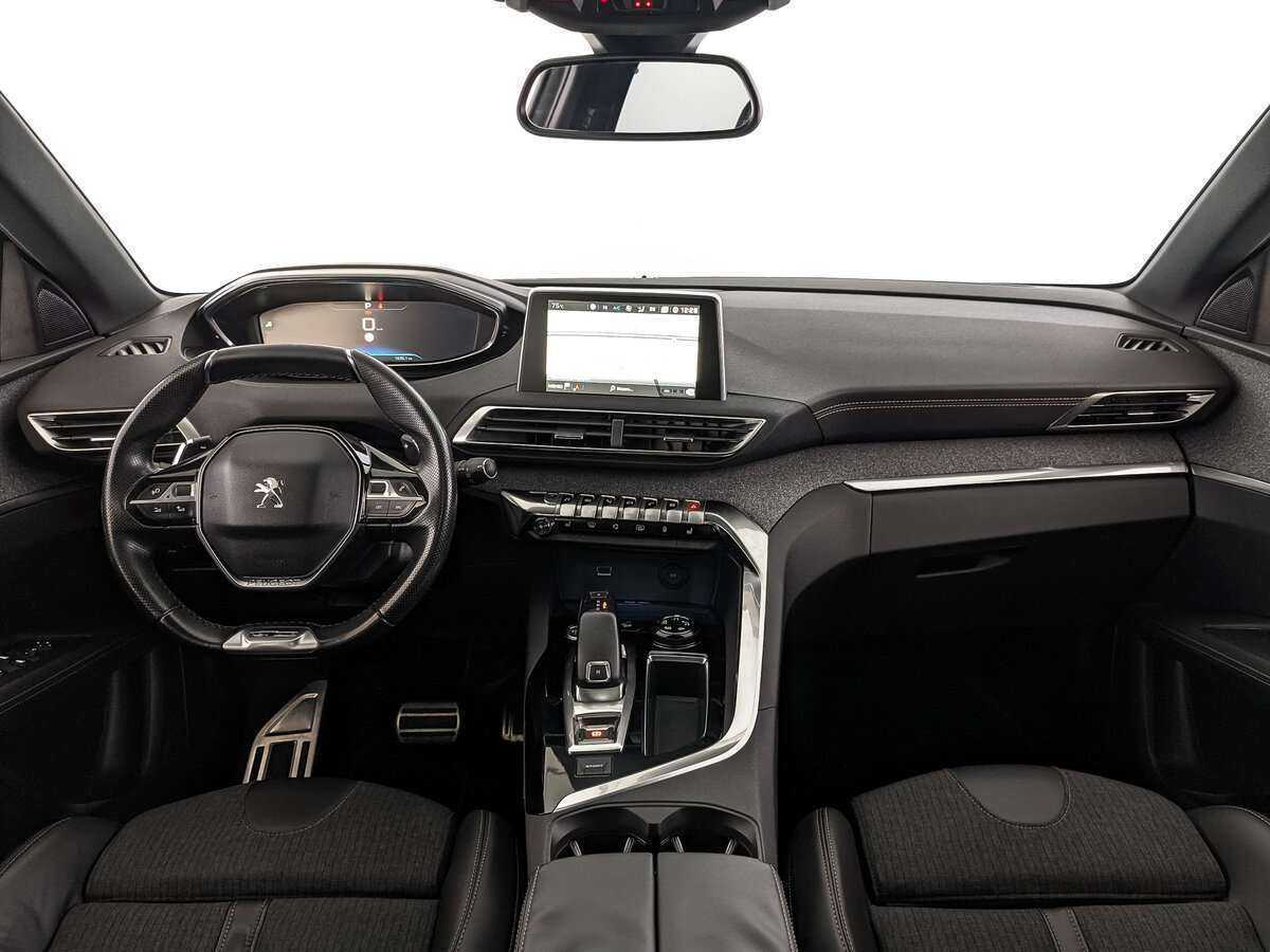 Peugeot 3008 2018 года с пробегом. Фото: #9