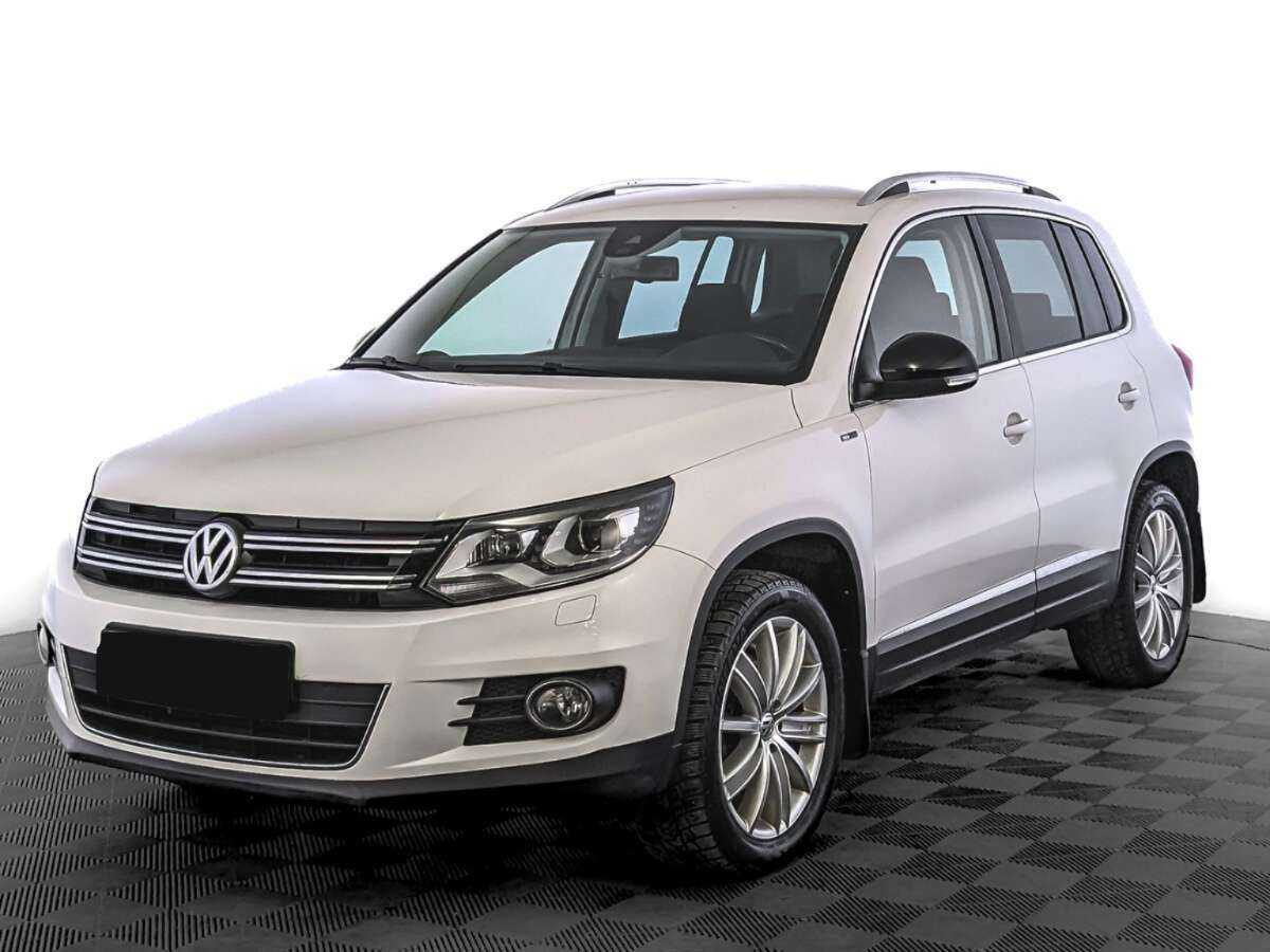Volkswagen Tiguan 2013 года с пробегом. Фото: #0