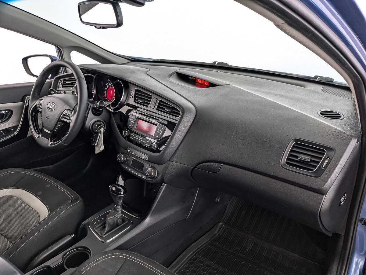 Kia Ceed 2013 года с пробегом. Фото: #8