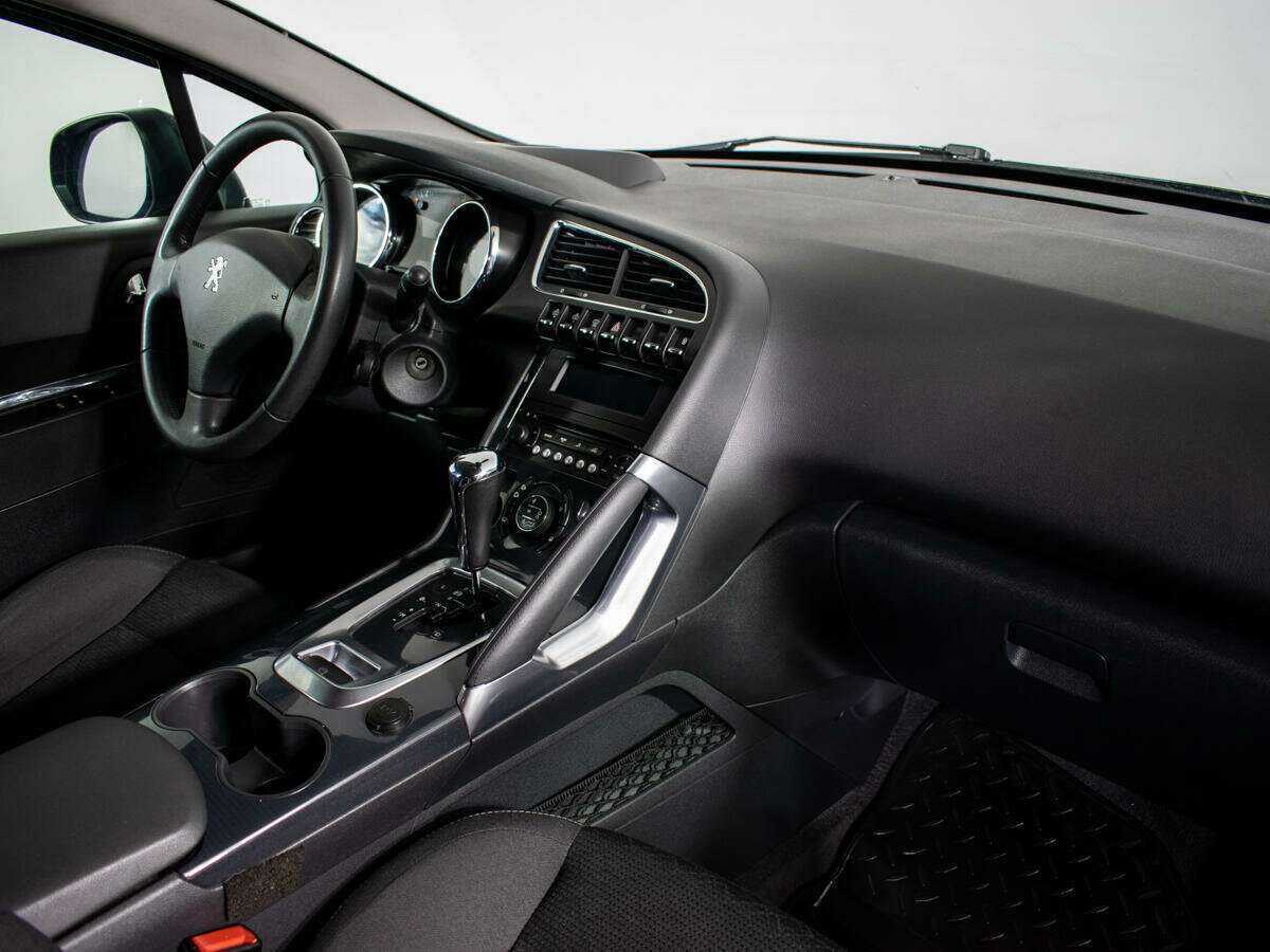 Peugeot 3008 2014 года с пробегом. Фото: #8