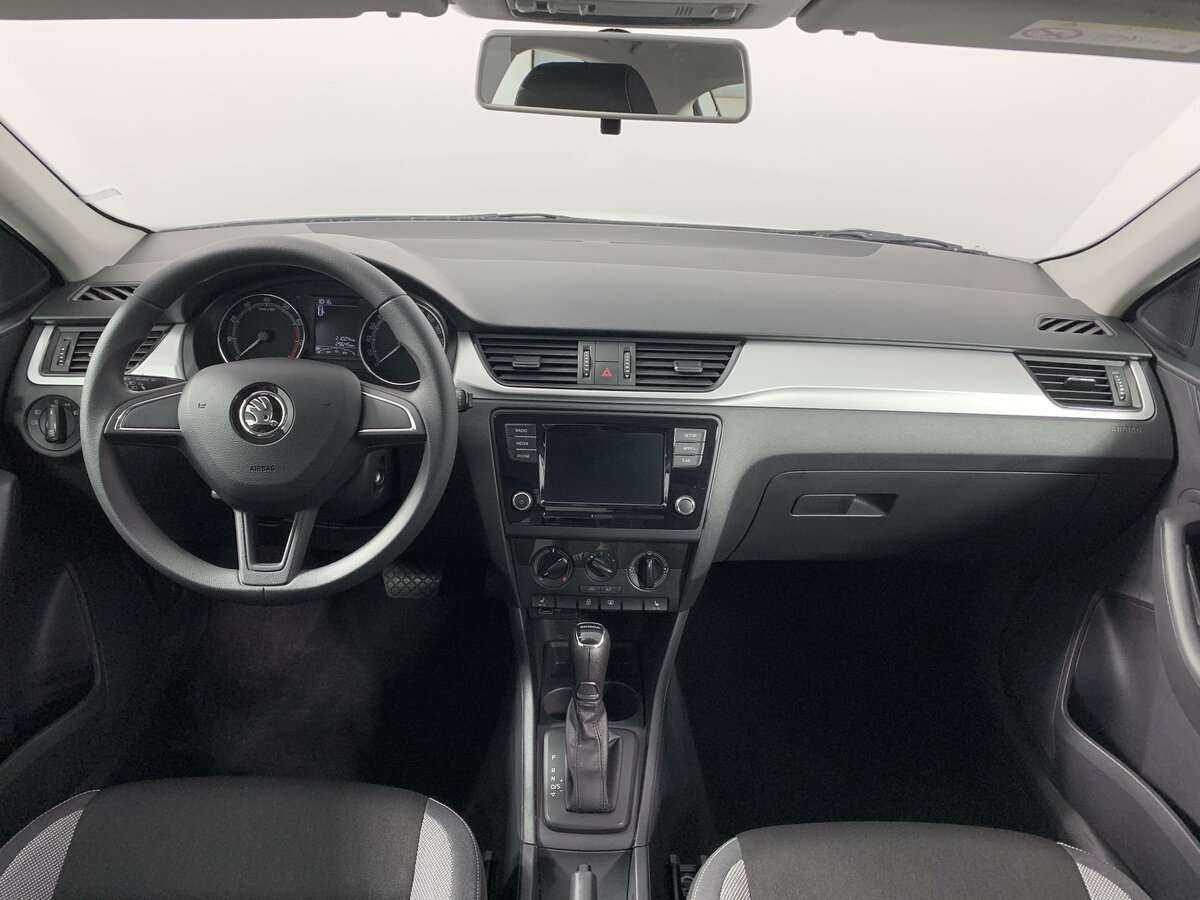 Skoda Rapid 2019 года с пробегом. Фото: #11