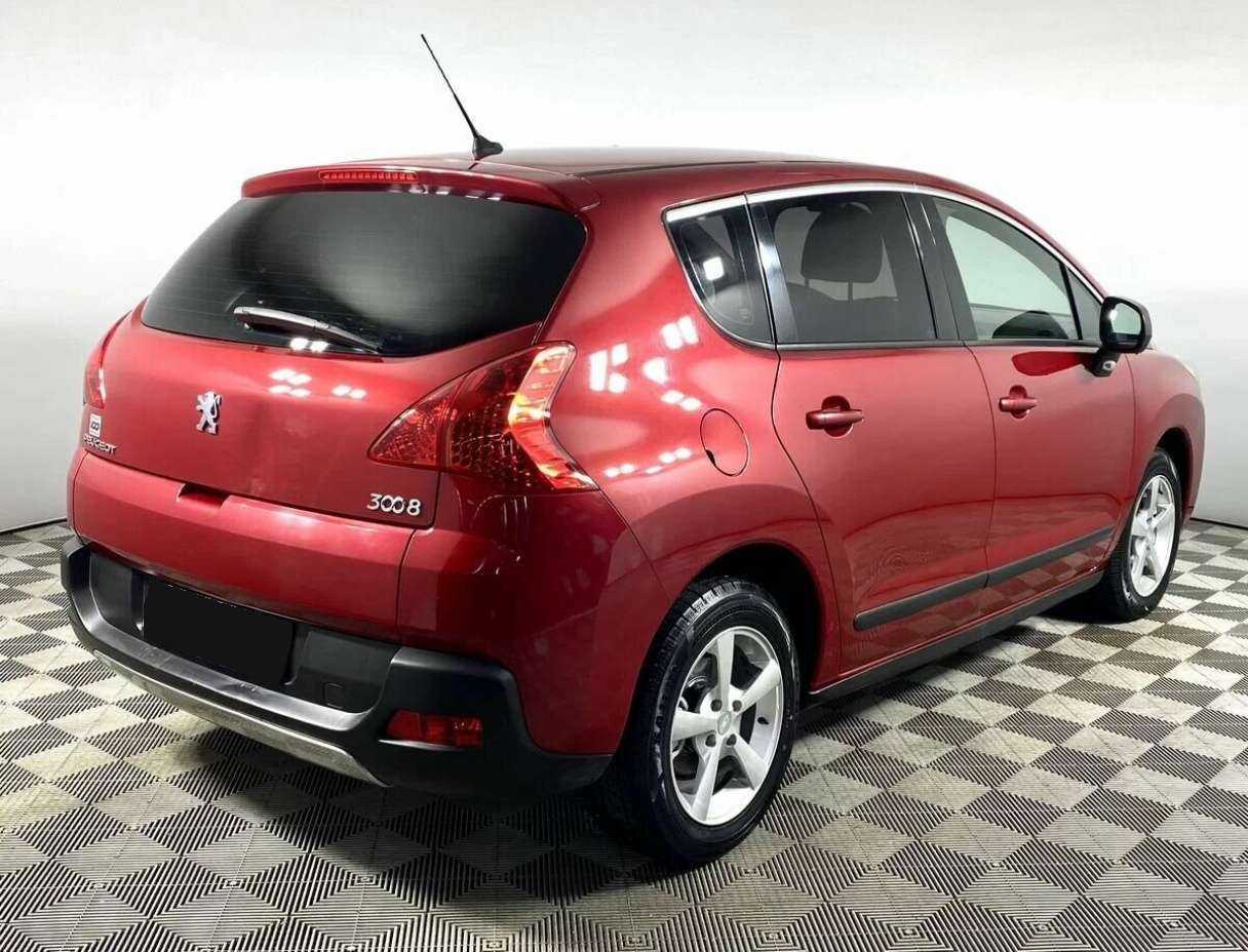 Peugeot 3008 2012 года с пробегом. Фото: #4