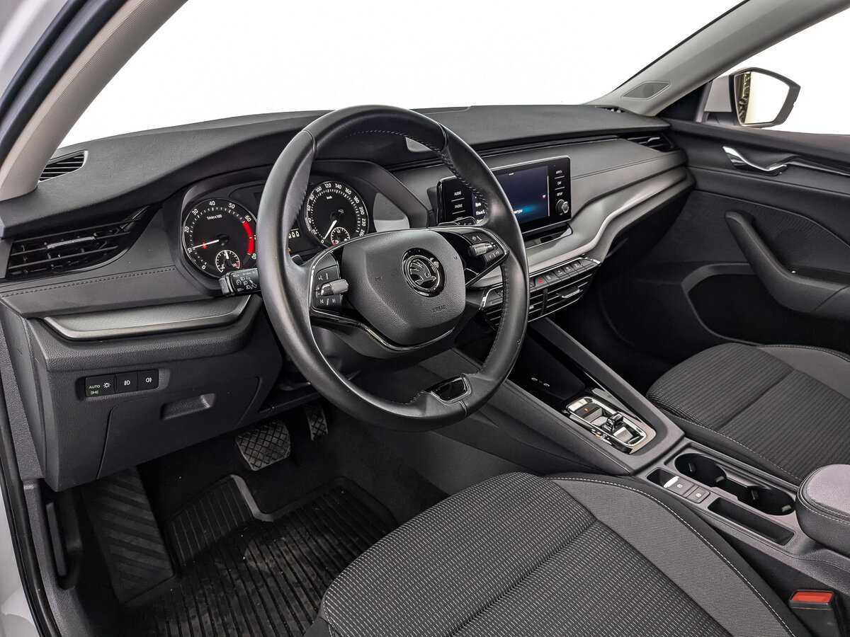 Skoda Octavia 2021 года с пробегом. Фото: #14