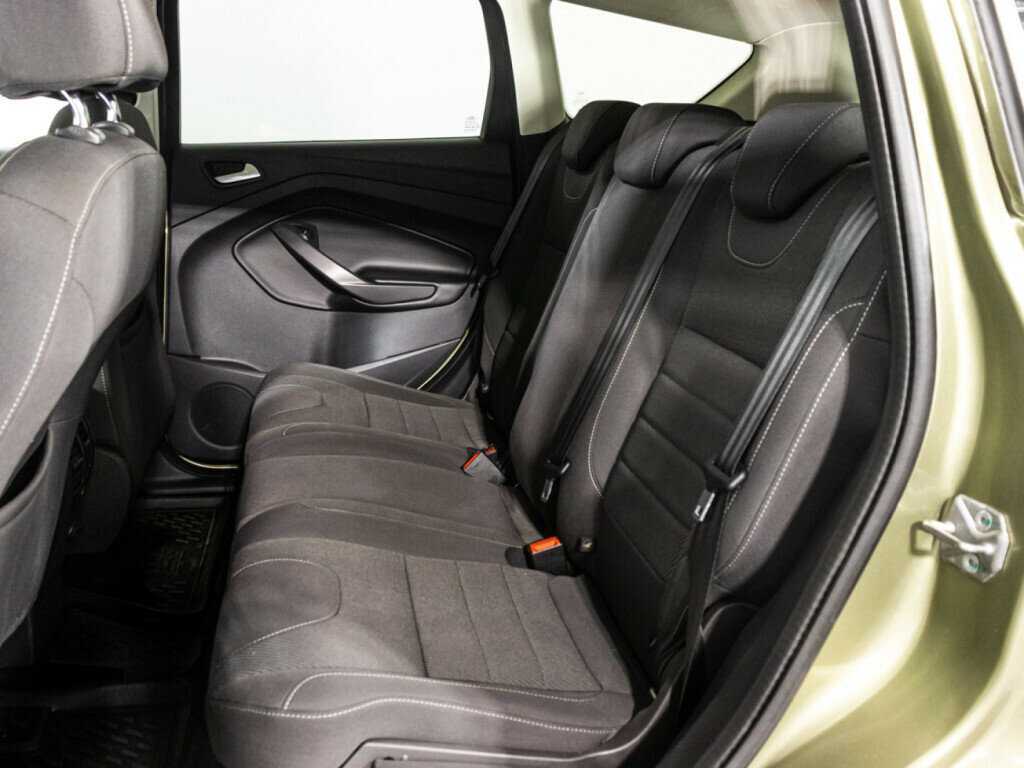 Ford Kuga 2014 года с пробегом. Фото: #9
