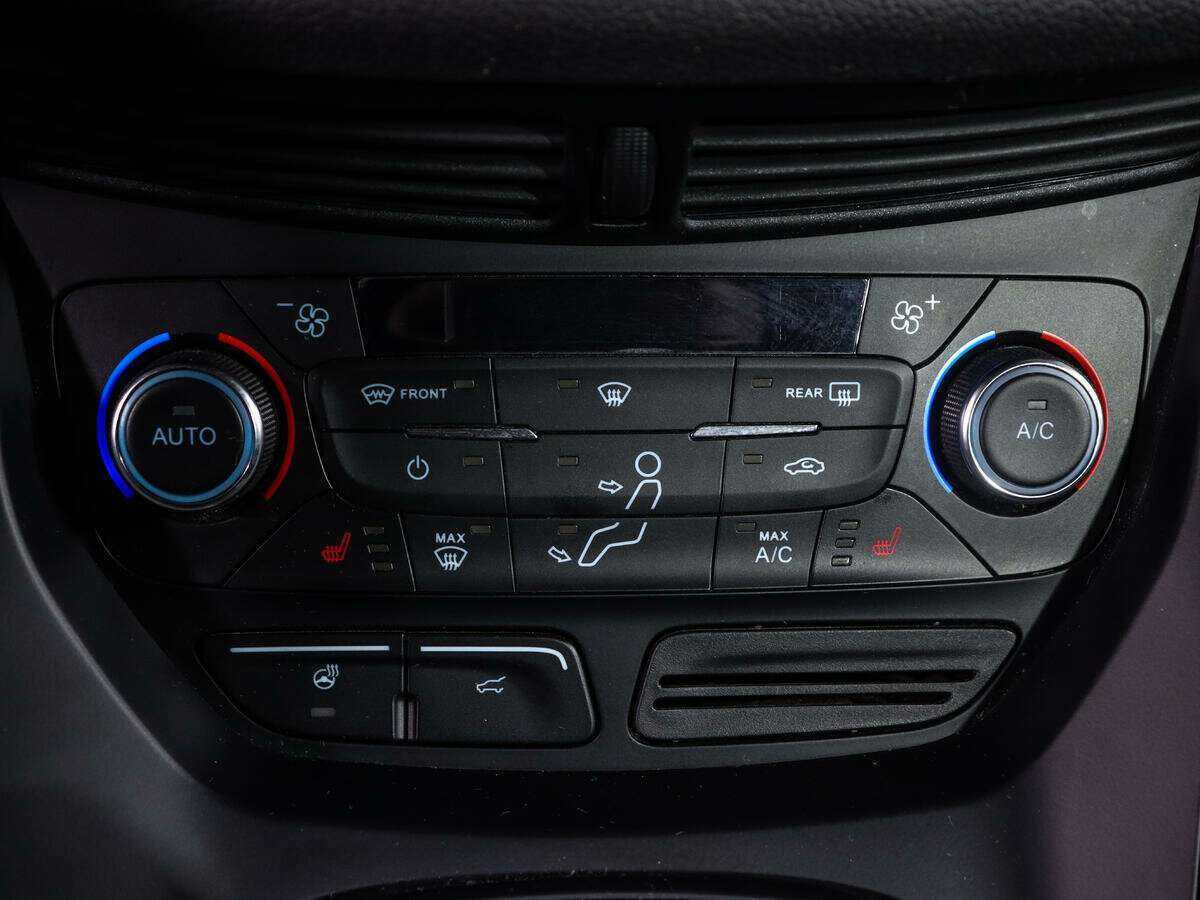 Ford Kuga 2018 года с пробегом. Фото: #16