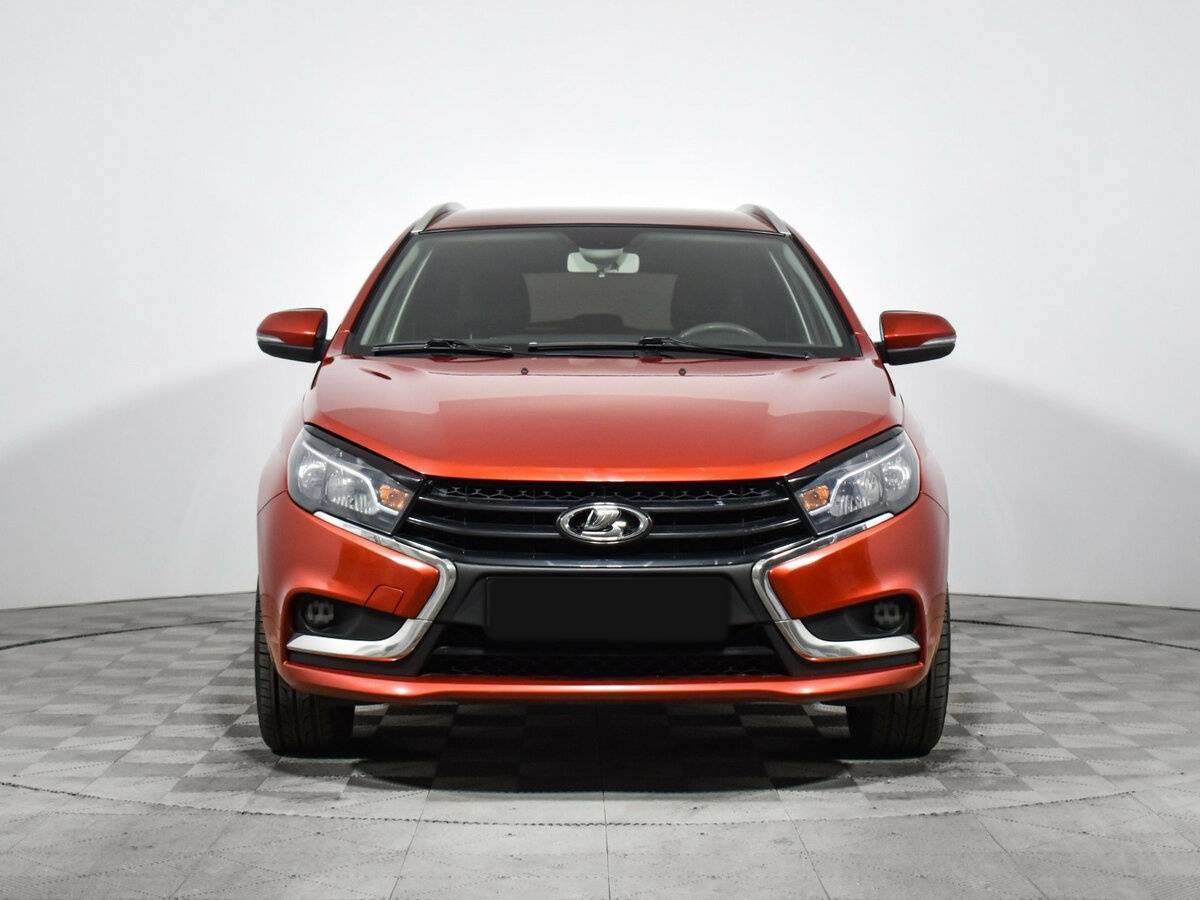 Lada (ВАЗ) Vesta 2018 года с пробегом. Фото: #1