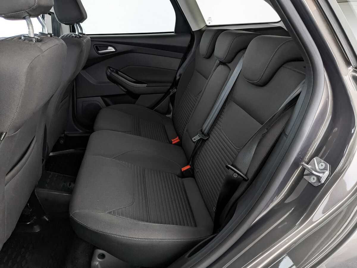 Ford Focus 2017 года с пробегом. Фото: #17