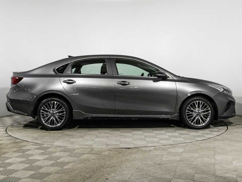 Kia Cerato 2022 года с пробегом. Фото: #3