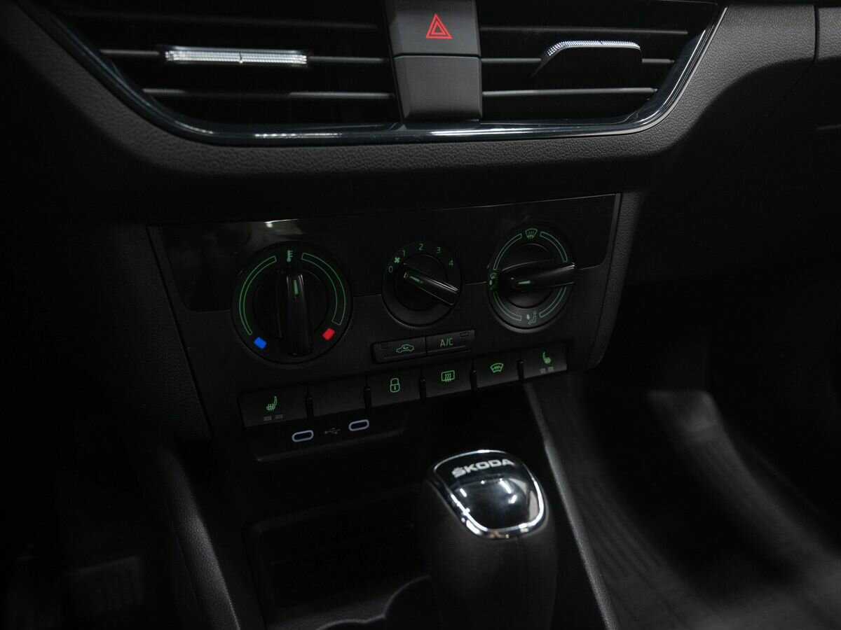 Skoda Rapid 2022 года с пробегом. Фото: #17