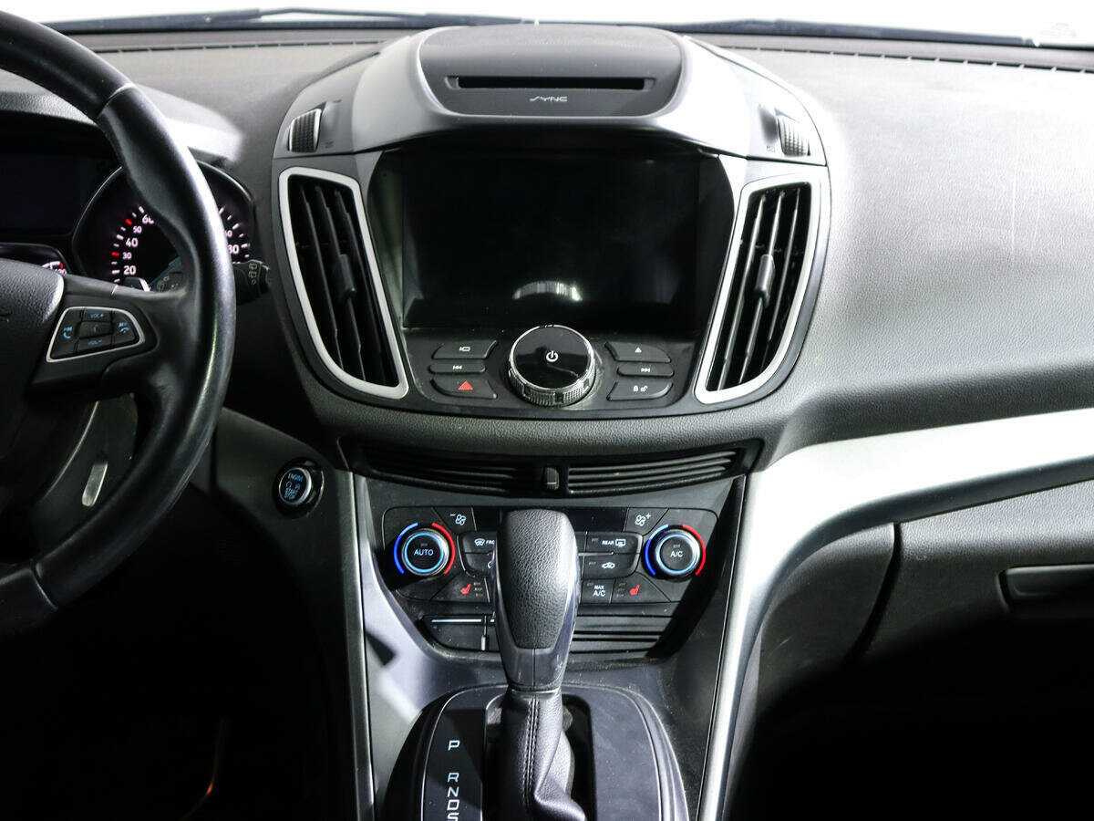 Ford Kuga 2017 года с пробегом. Фото: #10