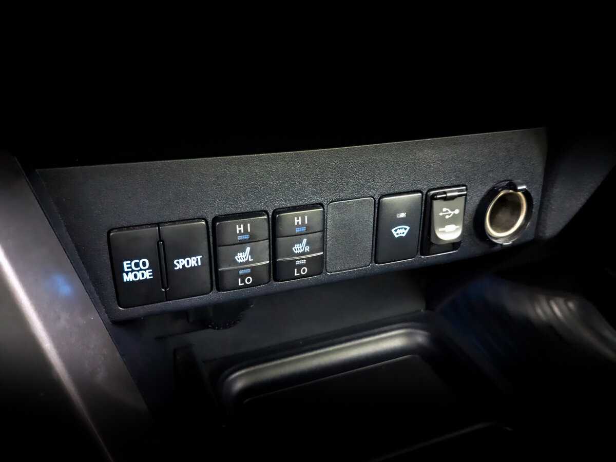 Toyota RAV4 2017 года с пробегом. Фото: #24