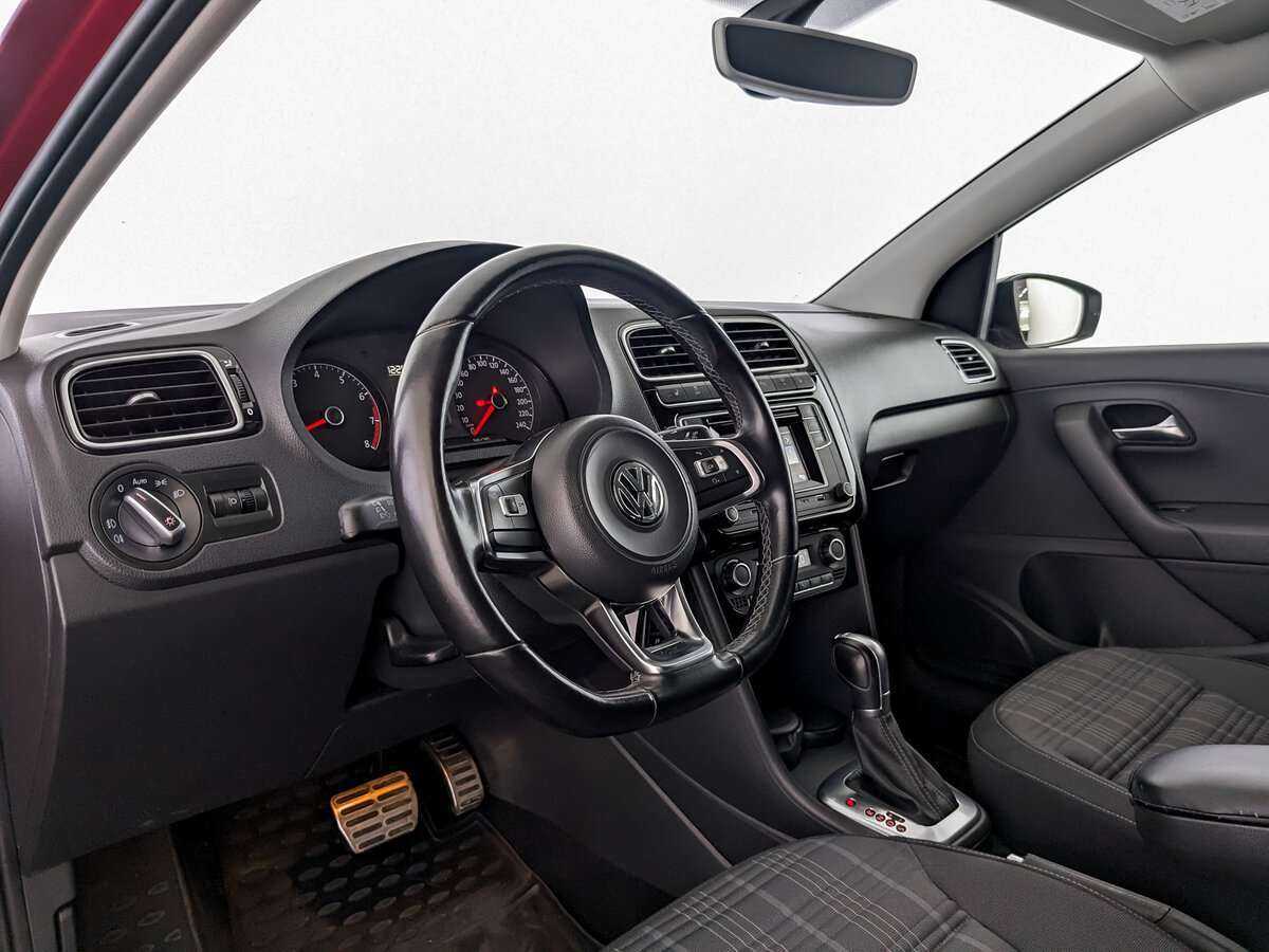 Volkswagen Polo 2017 года с пробегом. Фото: #13