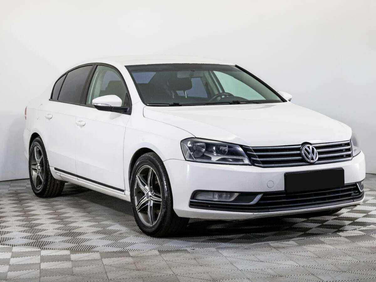 Volkswagen Passat 2012 года с пробегом. Фото: #2
