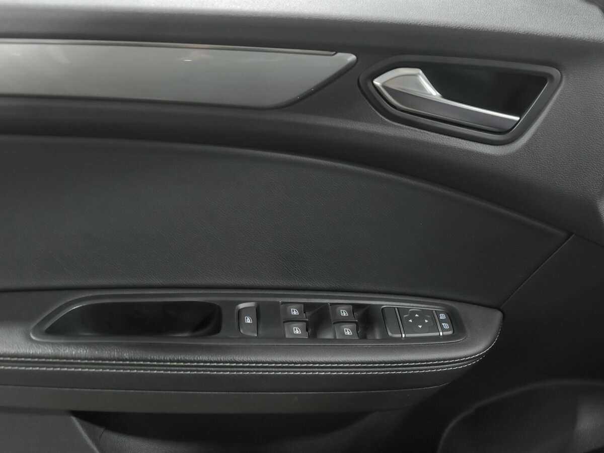 Renault Arkana 2021 года с пробегом. Фото: #12