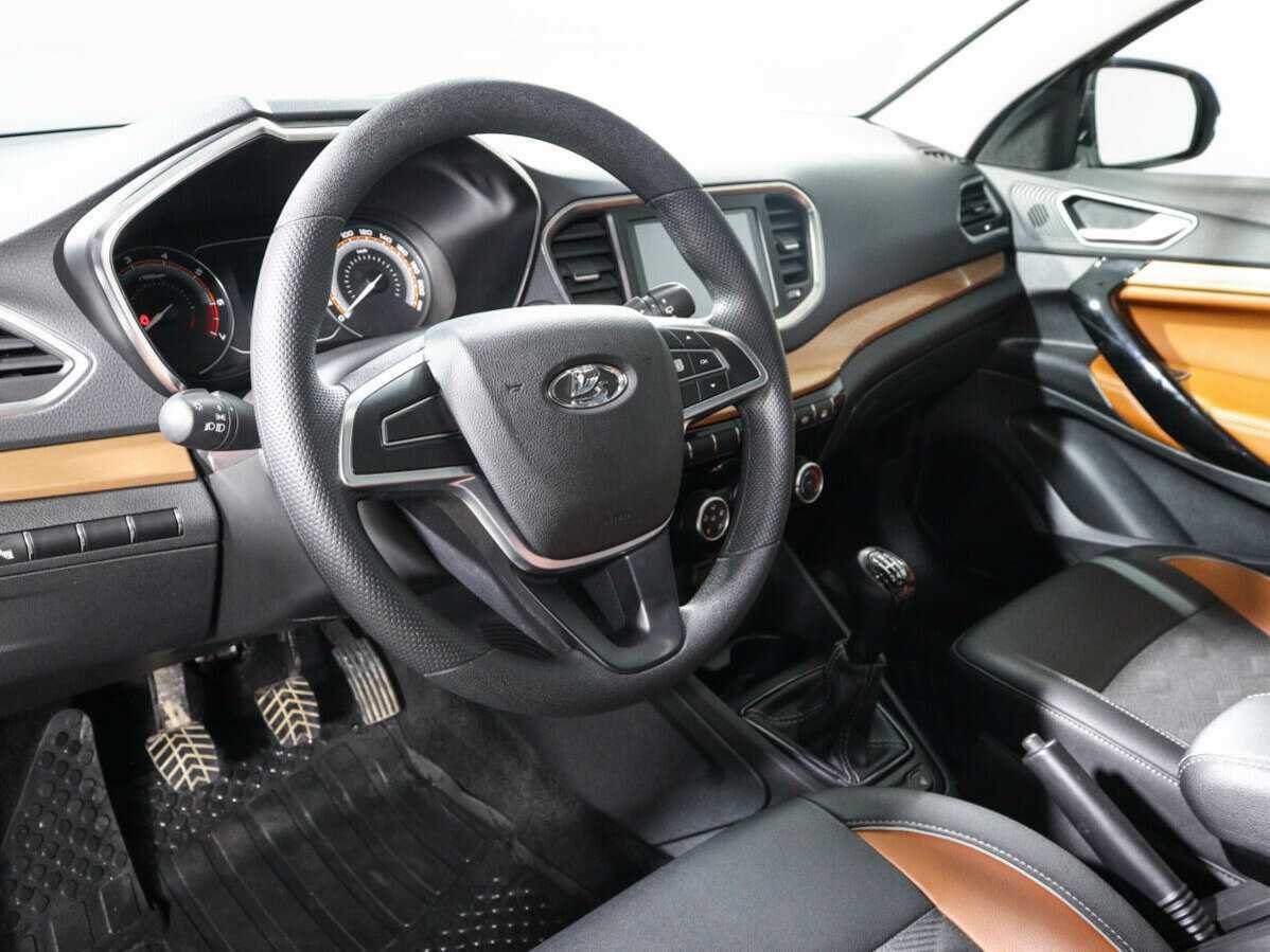 Lada (ВАЗ) Vesta 2023 года с пробегом. Фото: #11