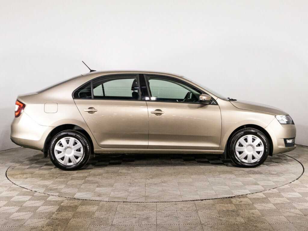 Skoda Rapid 2019 года с пробегом. Фото: #3