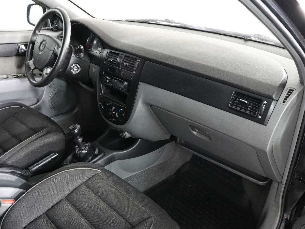 Daewoo Gentra 2015 года с пробегом. Фото: #5