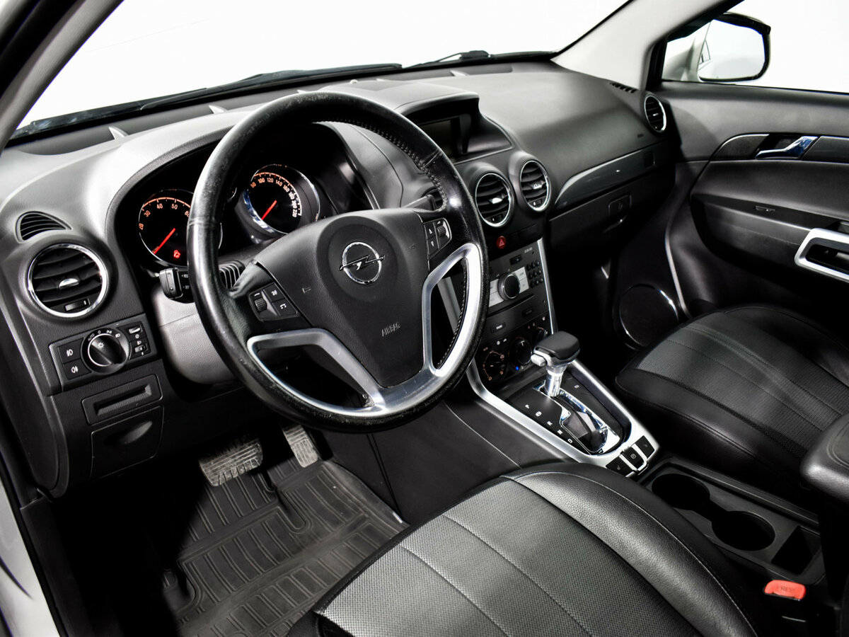 Opel Antara 2013 года с пробегом. Фото: #8