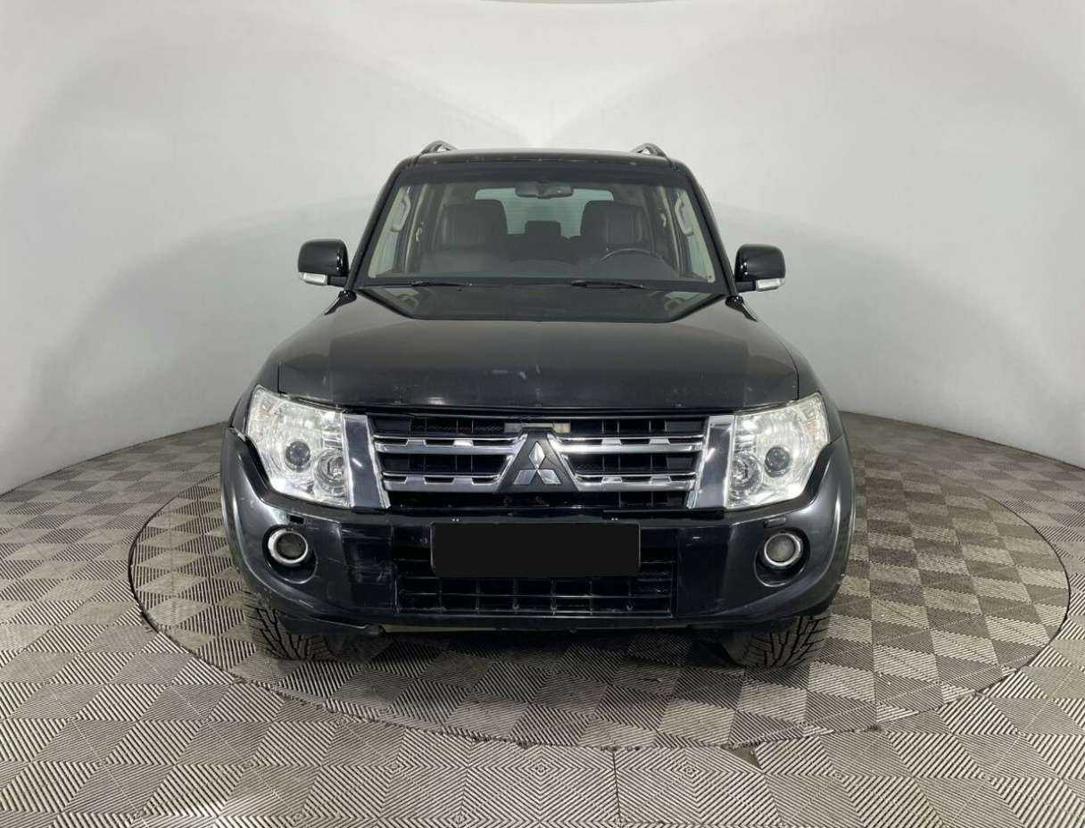 Mitsubishi Pajero 2012 года с пробегом. Фото: #1
