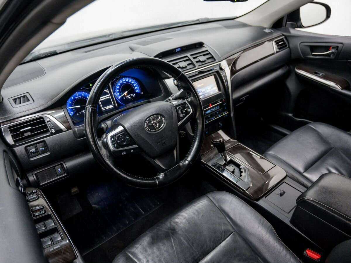 Toyota Camry 2015 года с пробегом. Фото: #12
