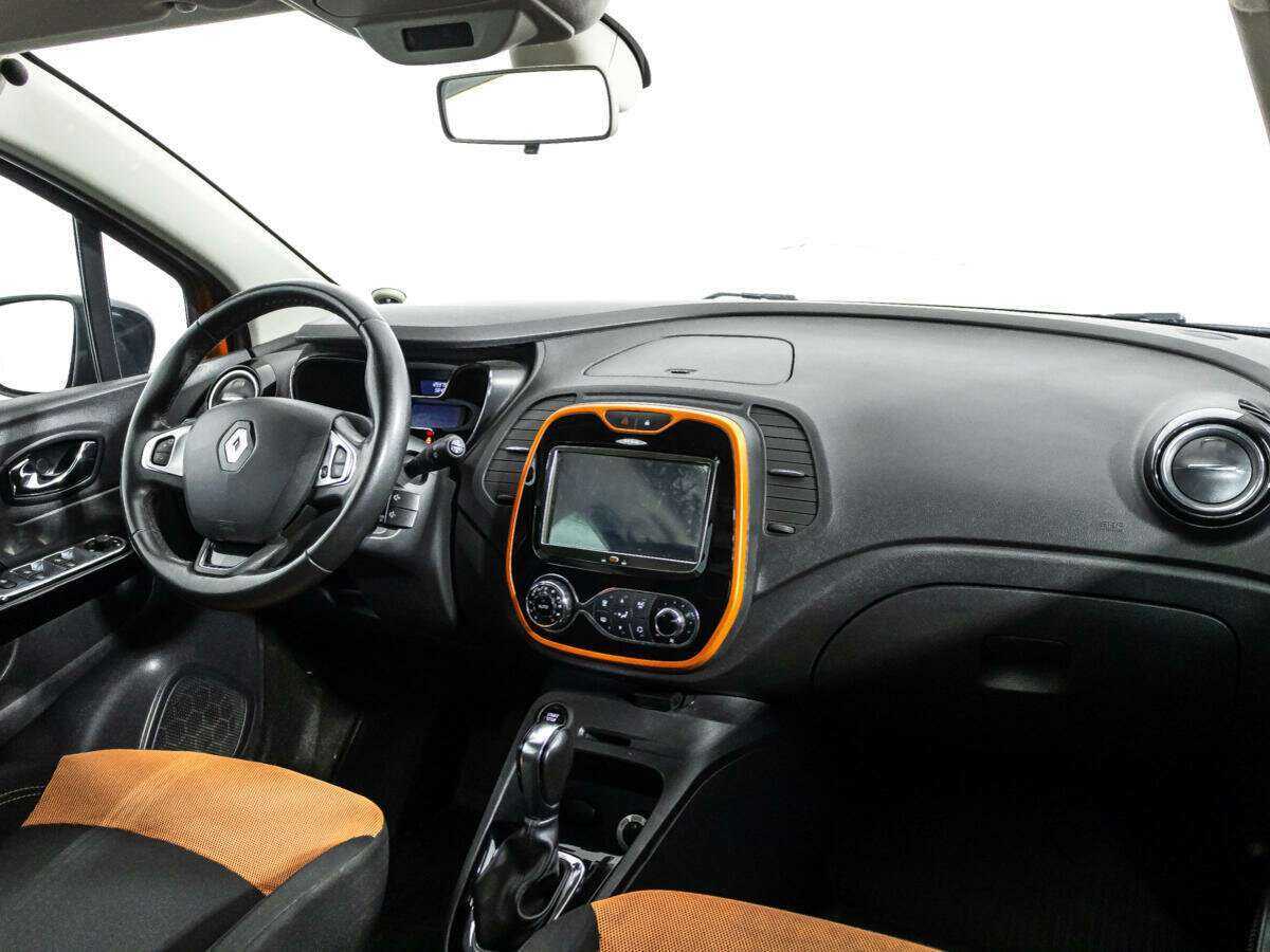 Renault Kaptur 2016 года с пробегом. Фото: #8