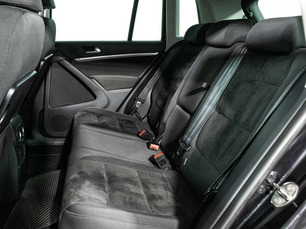 Volkswagen Tiguan 2012 года с пробегом. Фото: #9