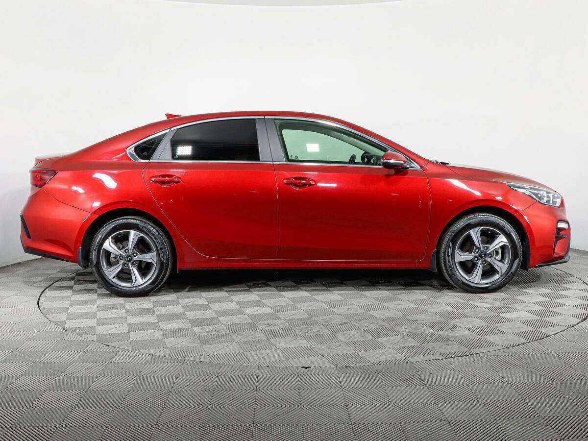 Kia Cerato 2021 года с пробегом. Фото: #3