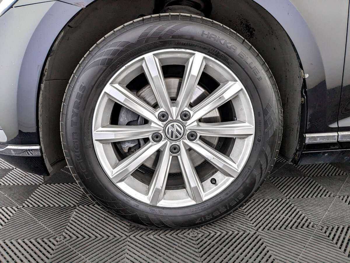 Volkswagen Passat 2017 года с пробегом. Фото: #17