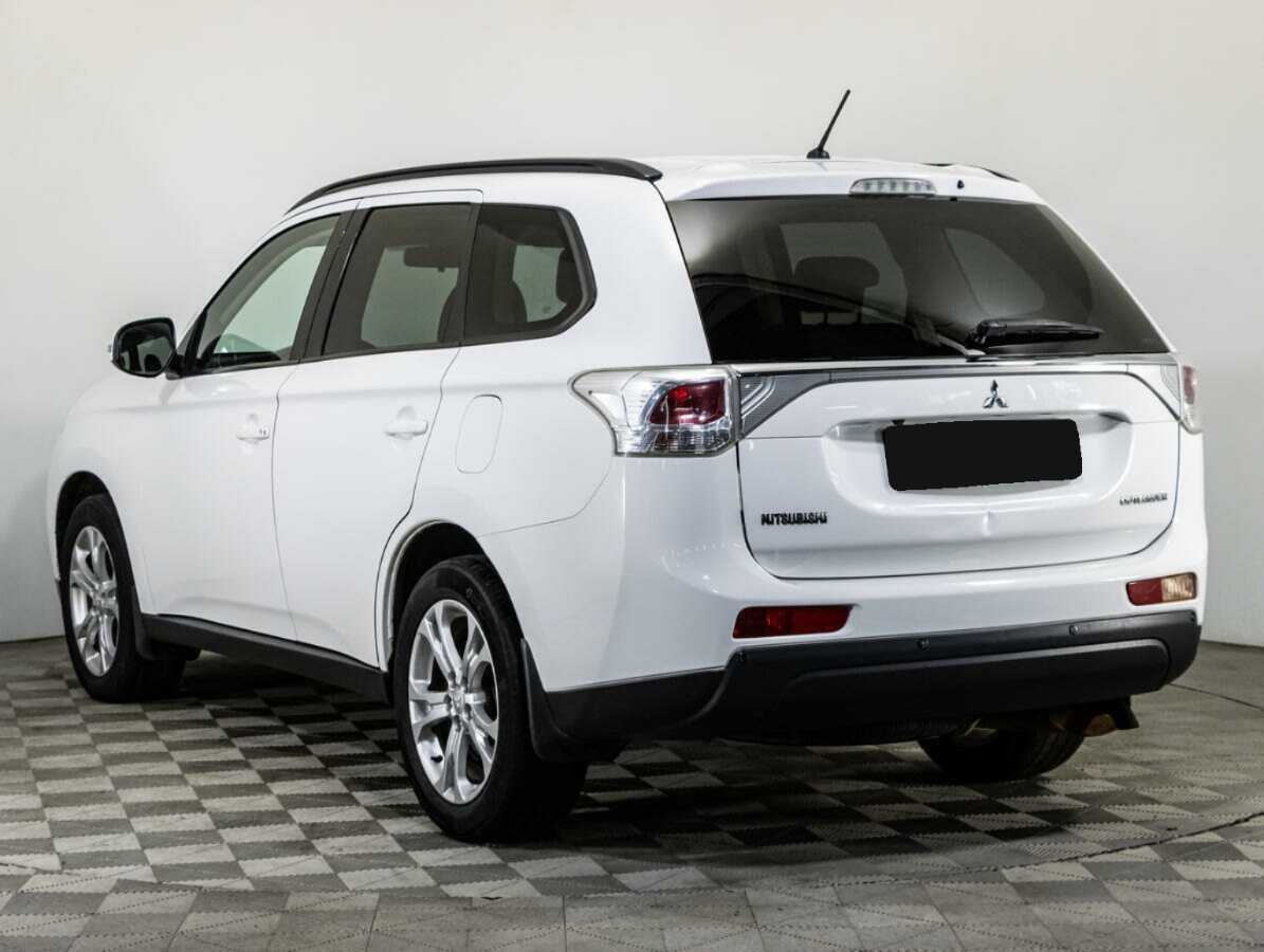 Mitsubishi Outlander 2014 года с пробегом. Фото: #6