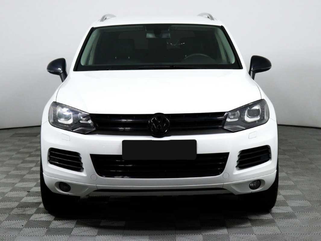 Volkswagen Touareg 2012 года с пробегом. Фото: #1