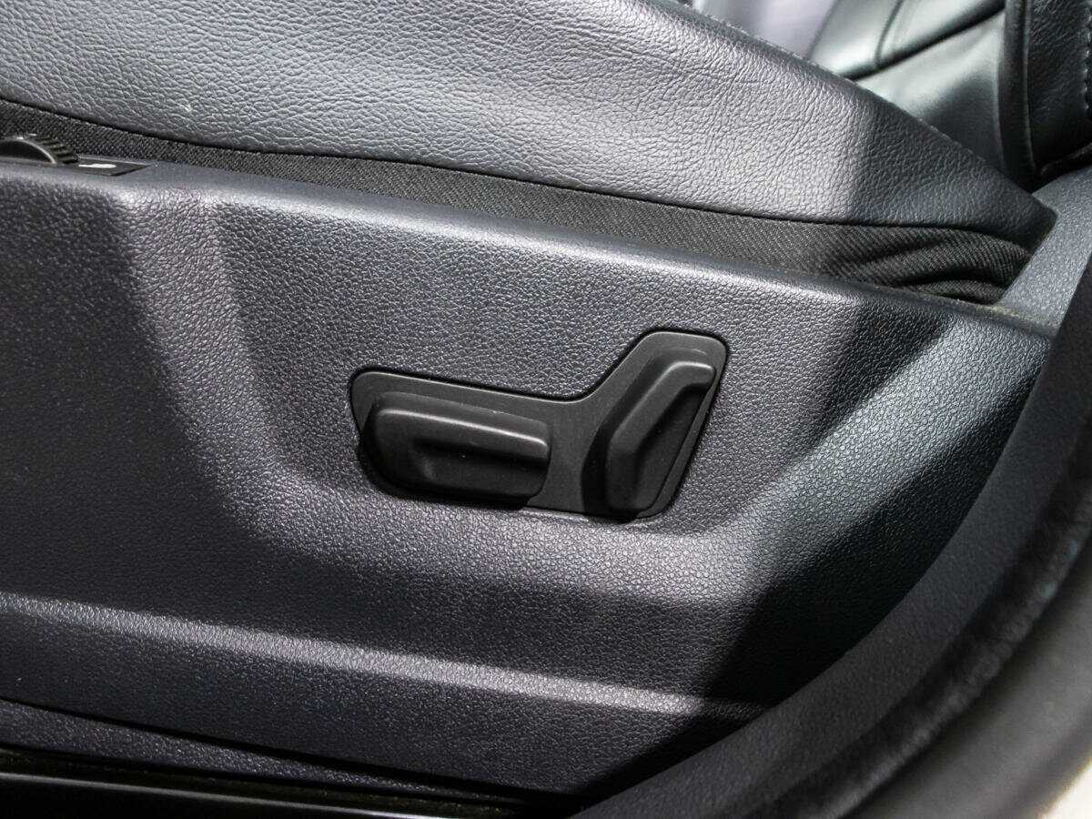 Peugeot 3008 2013 года с пробегом. Фото: #17