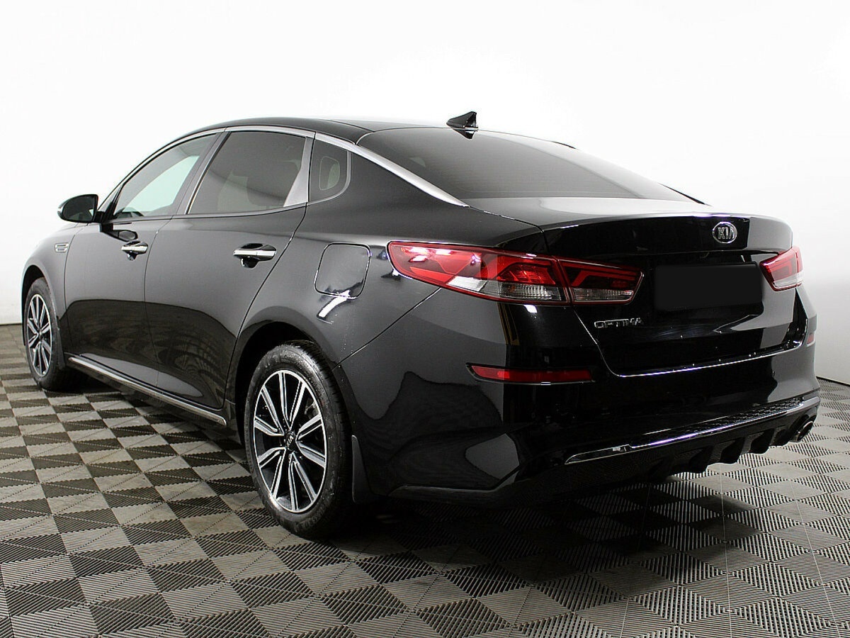Kia Optima 2018 года с пробегом. Фото: #5