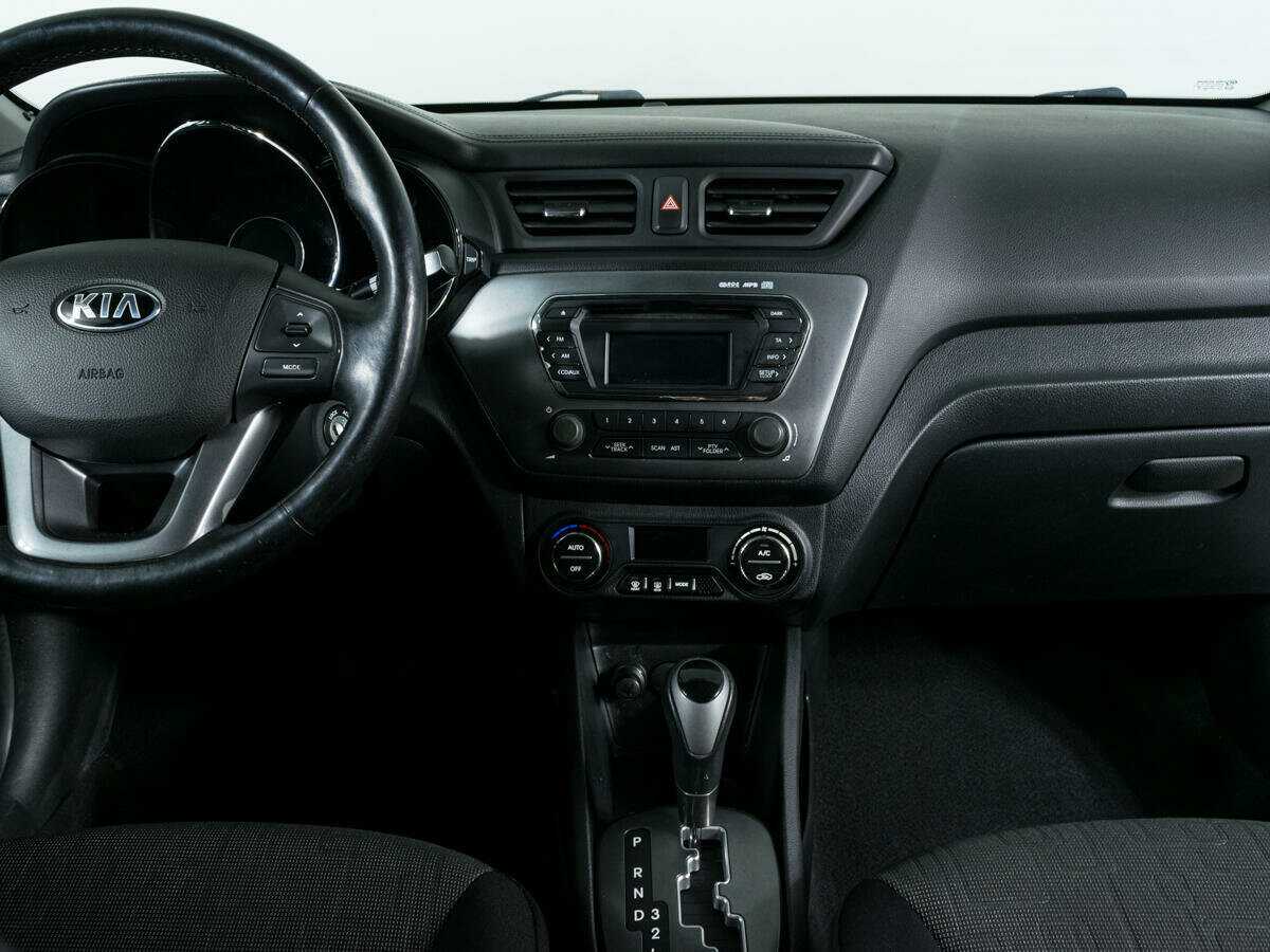 Kia Rio 2013 года с пробегом. Фото: #8