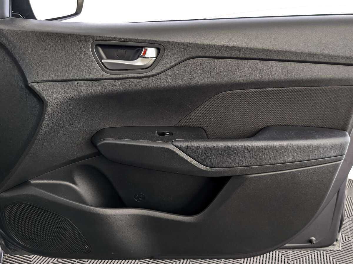 Hyundai Solaris 2021 года с пробегом. Фото: #22