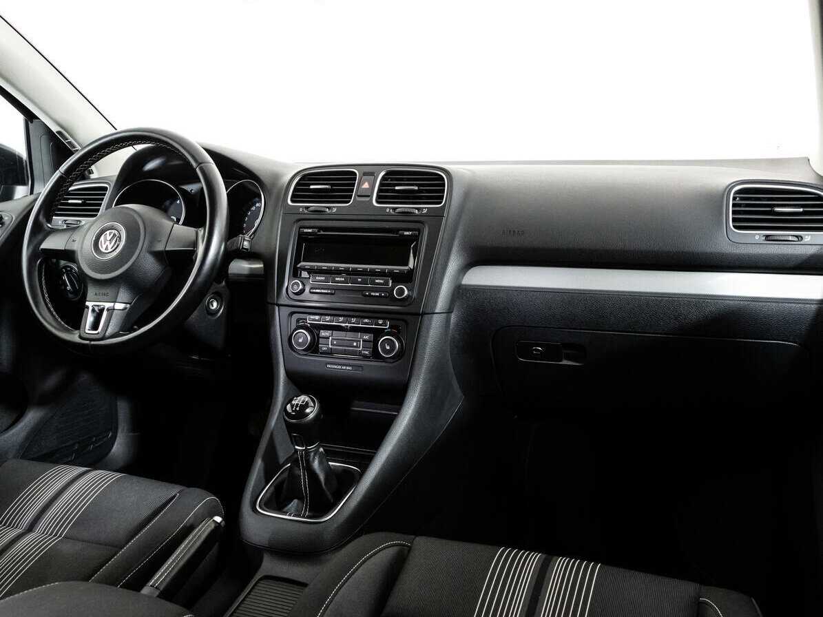 Volkswagen Golf 2012 года с пробегом. Фото: #8