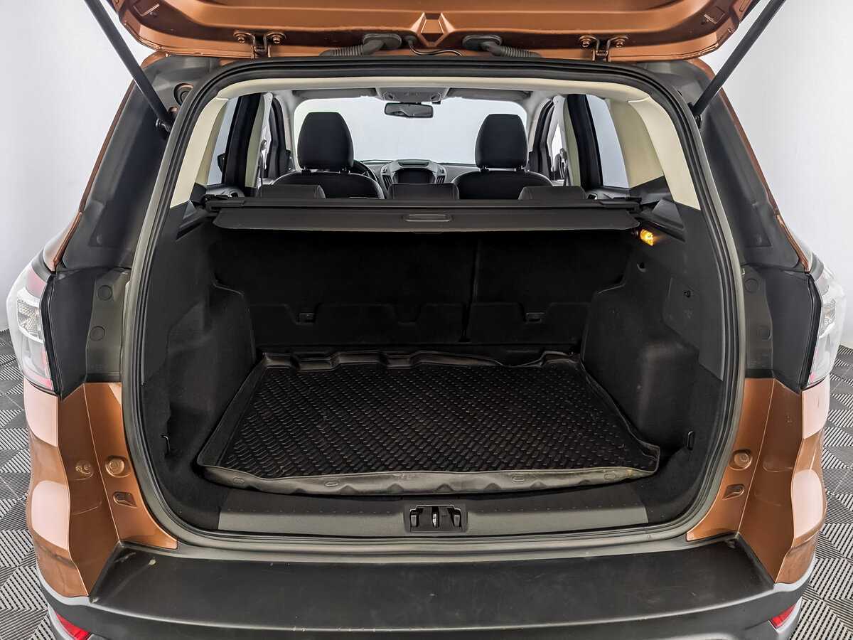 Ford Kuga 2018 года с пробегом. Фото: #9