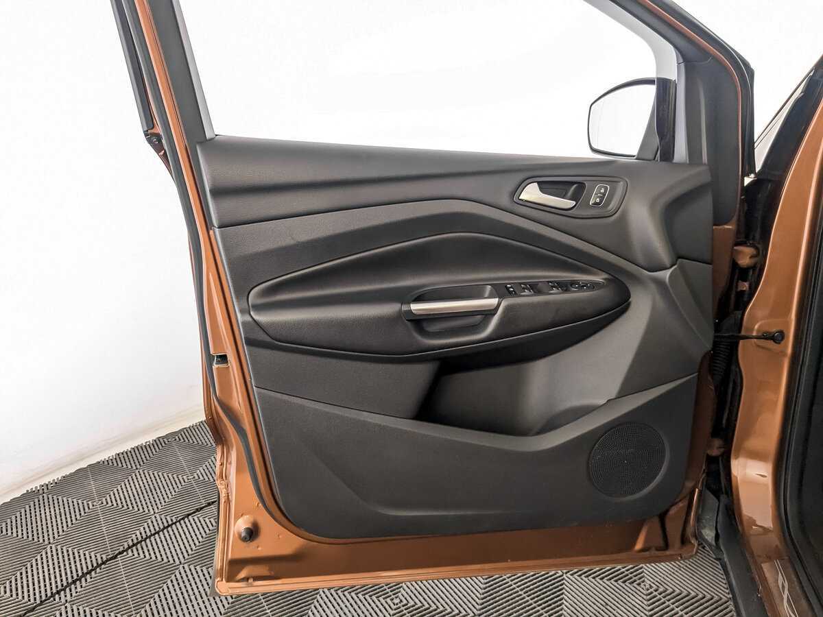 Ford Kuga 2018 года с пробегом. Фото: #18