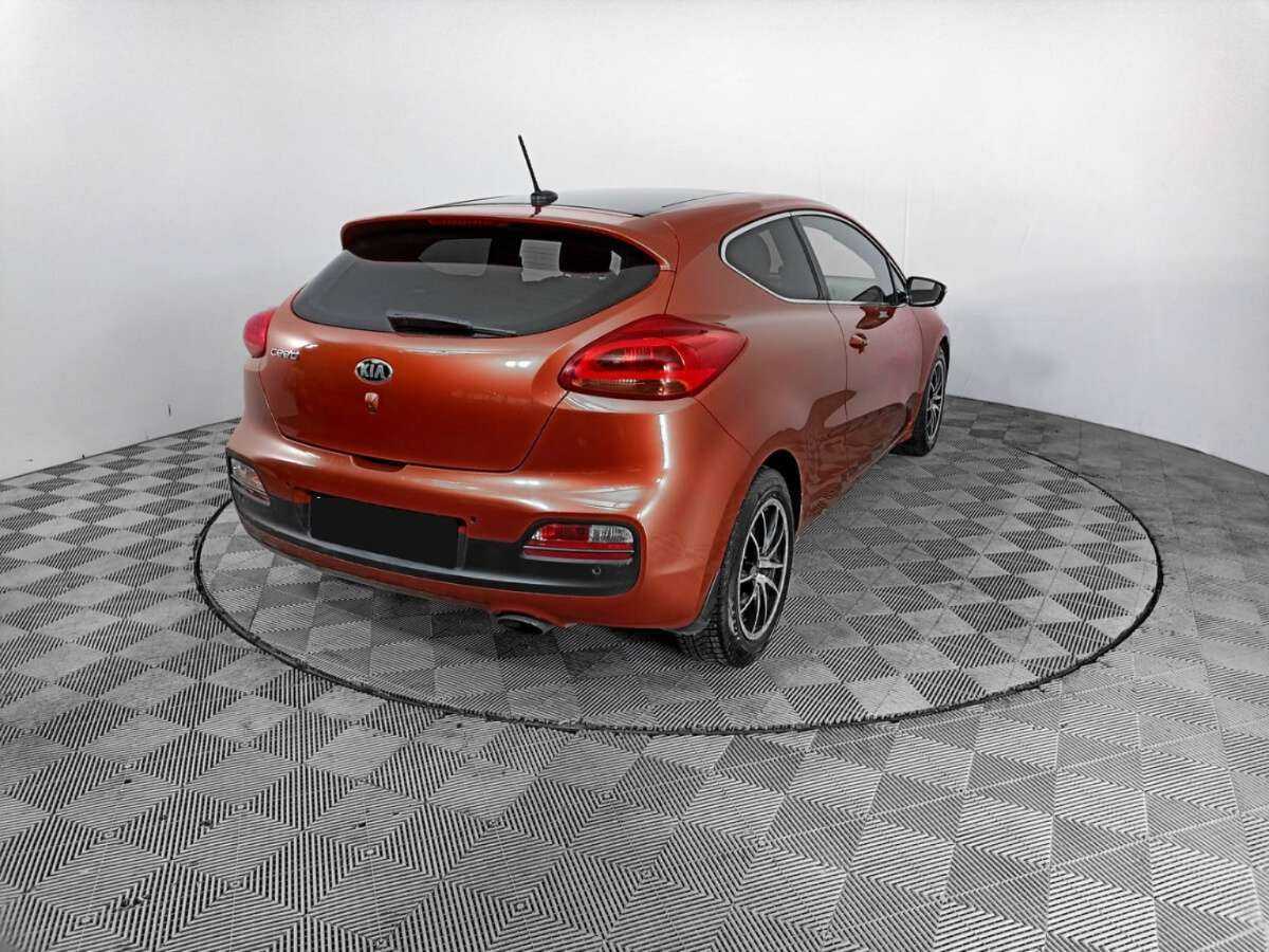 Kia Ceed 2013 года с пробегом. Фото: #4