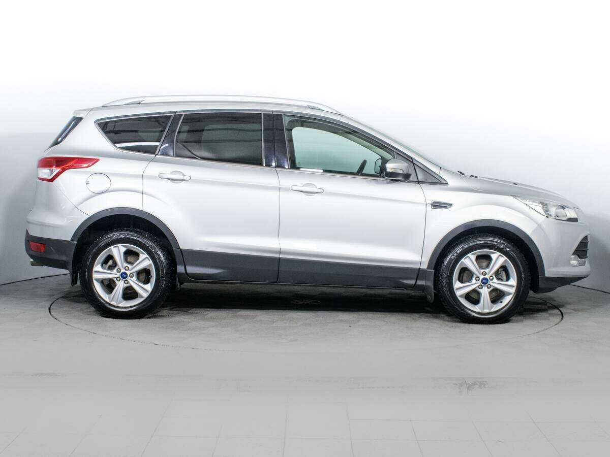 Ford Kuga 2016 года с пробегом. Фото: #3