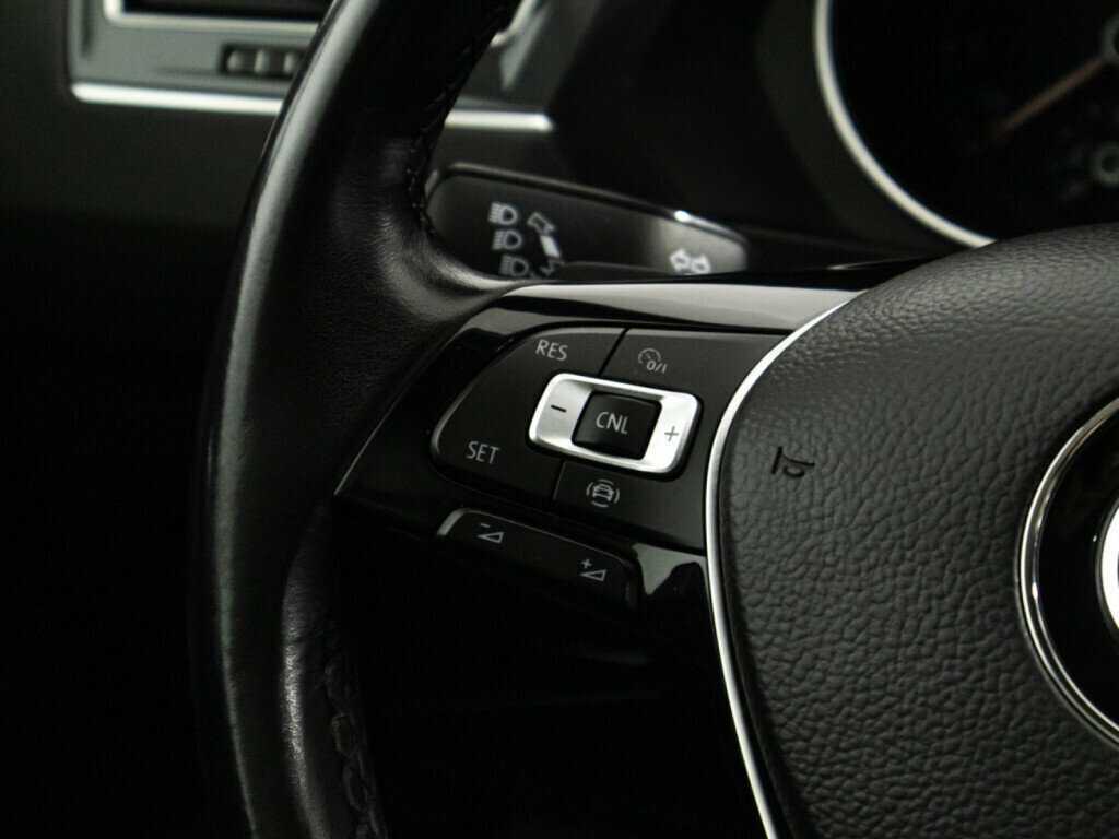 Volkswagen Tiguan 2018 года с пробегом. Фото: #16