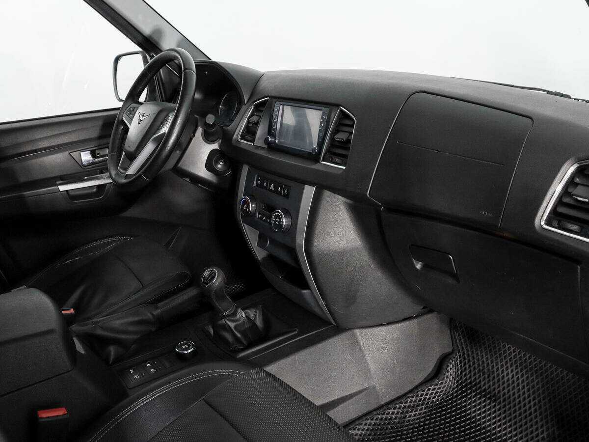 УАЗ Patriot 2016 года с пробегом. Фото: #12