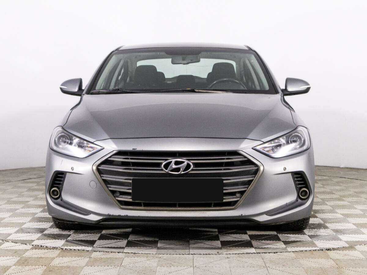Hyundai Elantra 2018 года с пробегом. Фото: #1