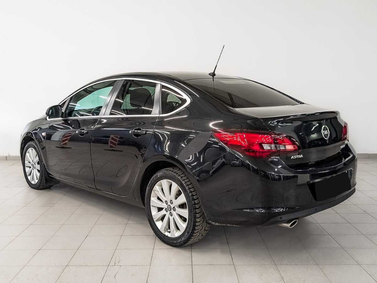 Opel Astra 2014 года с пробегом. Фото: #6