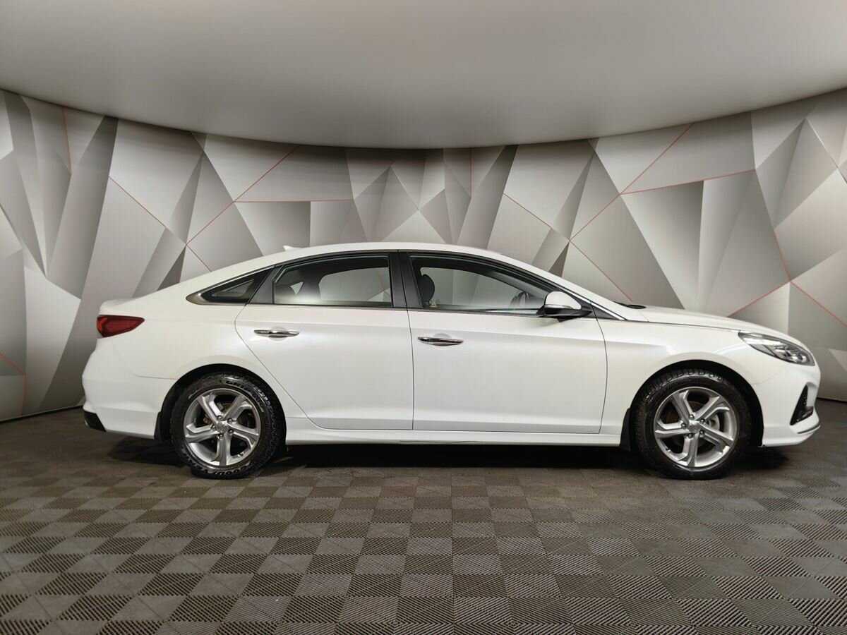 Hyundai Sonata 2018 года с пробегом. Фото: #5