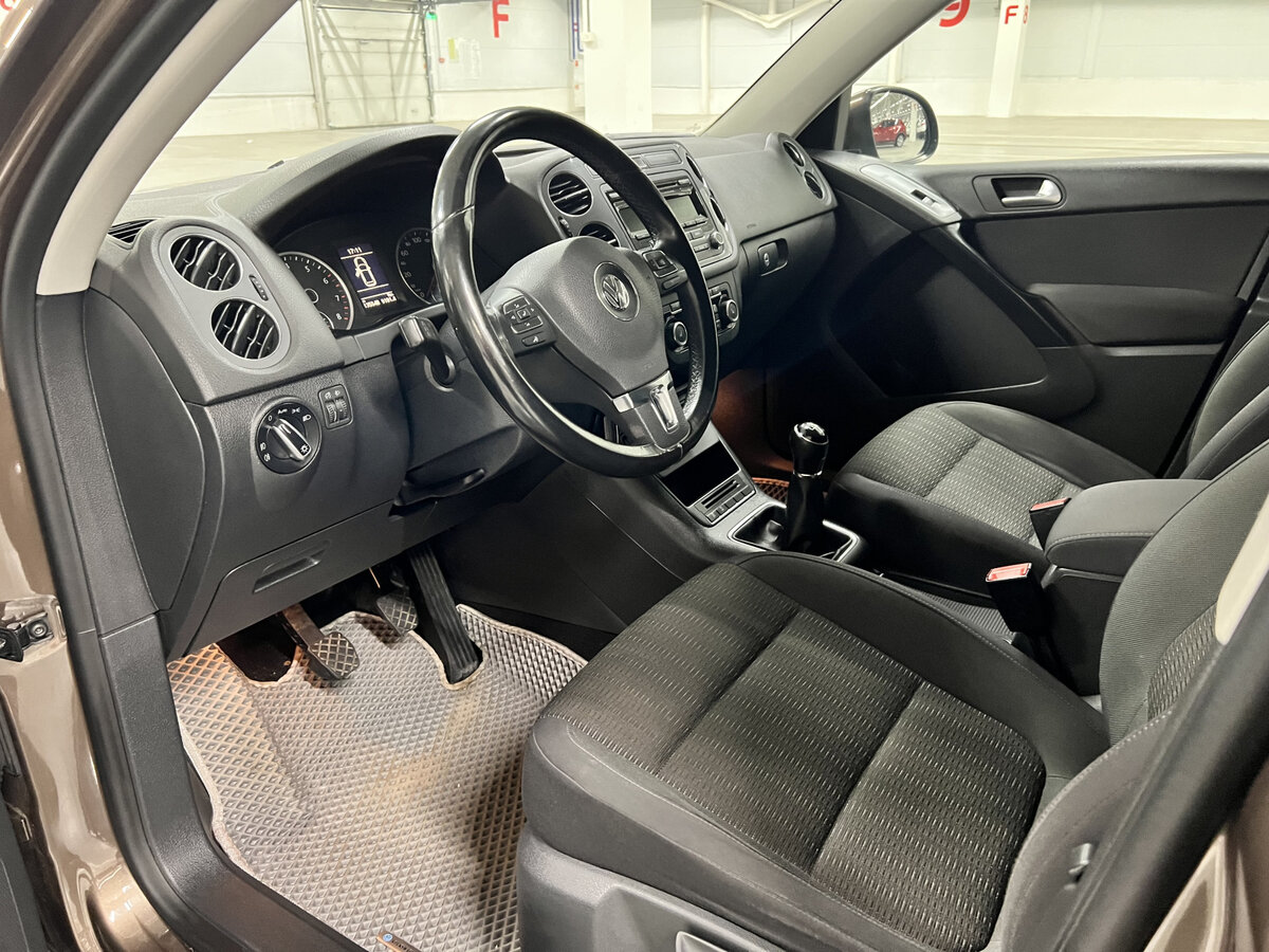 Volkswagen Tiguan 2014 года с пробегом. Фото: #15
