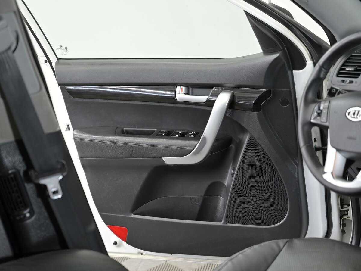 Kia Sorento 2012 года с пробегом. Фото: #8