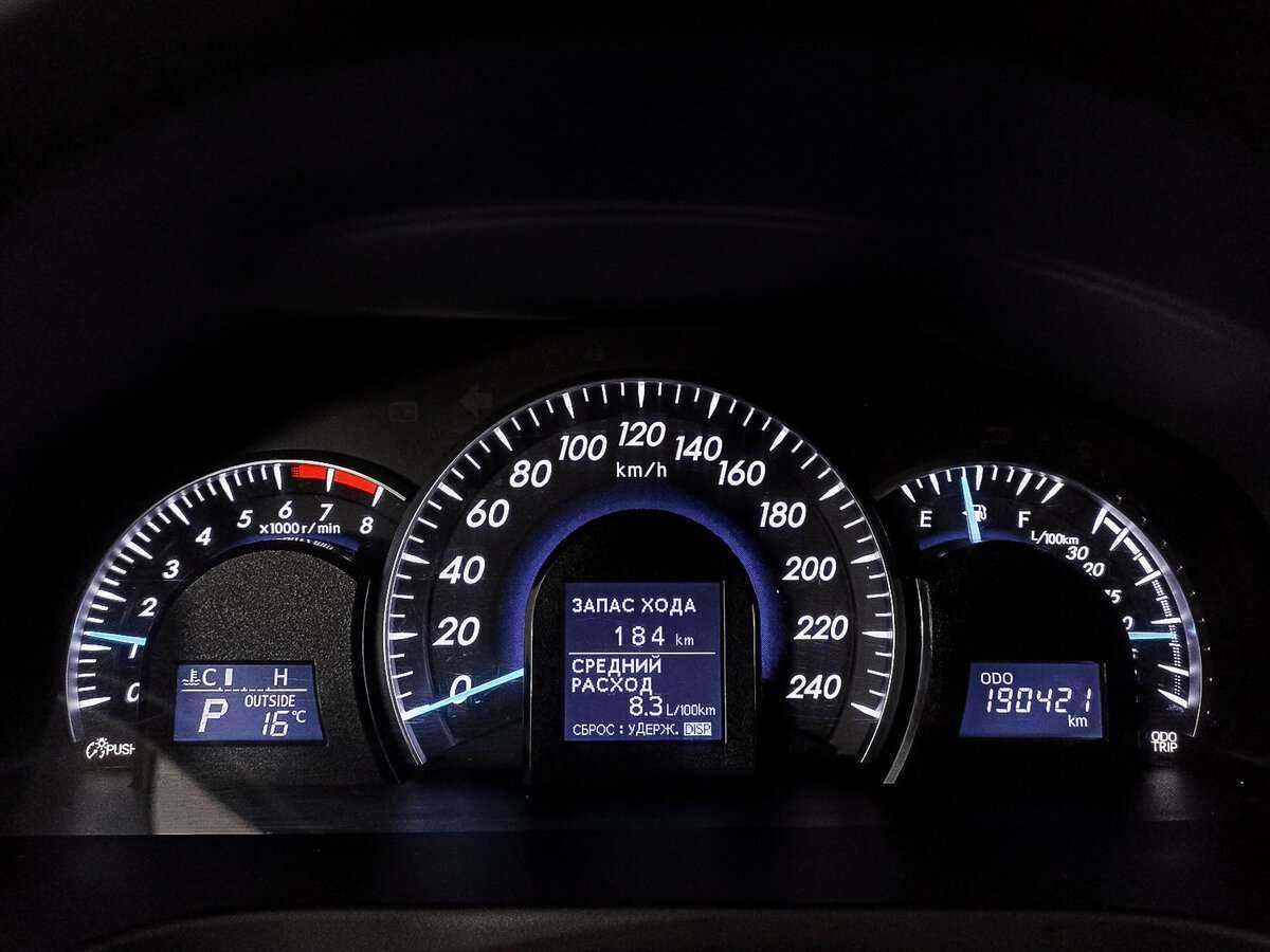 Toyota Camry 2014 года с пробегом. Фото: #10