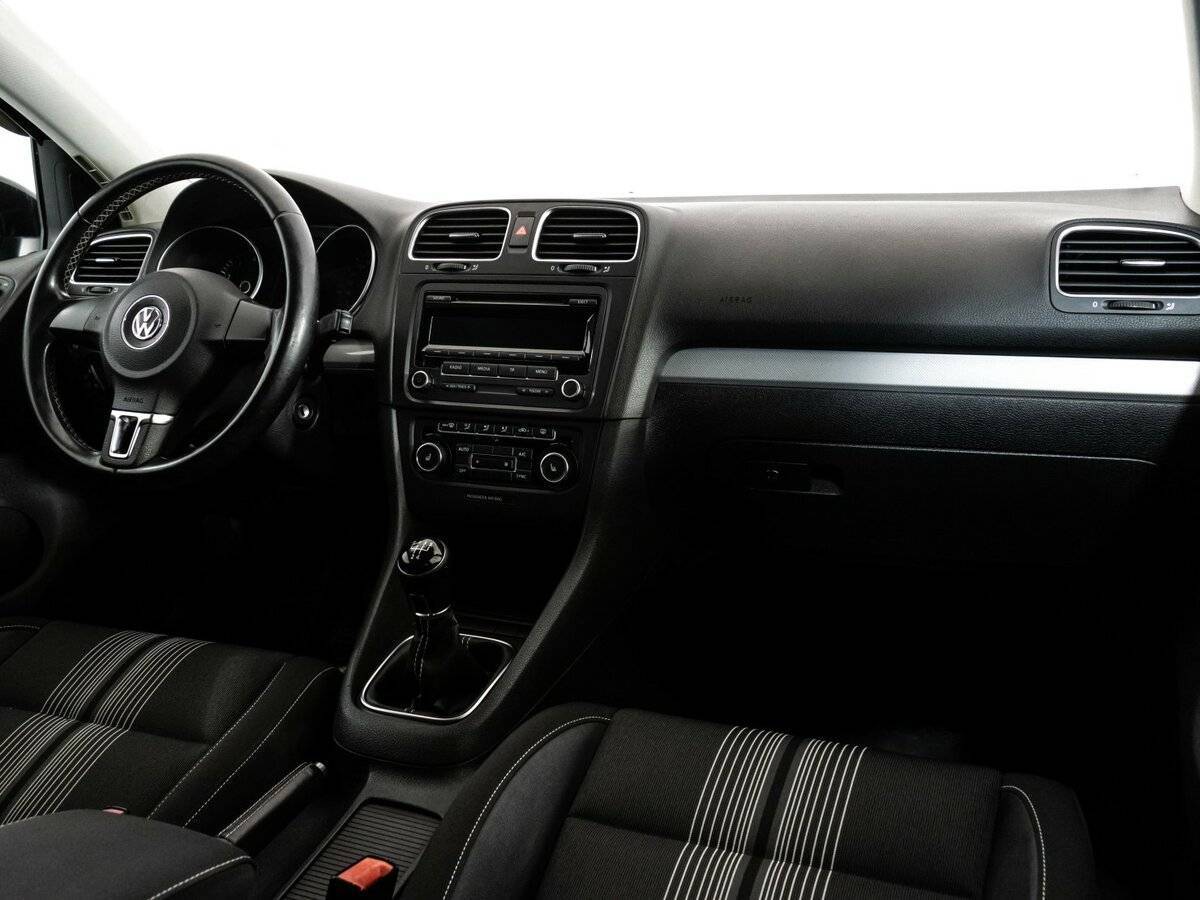 Volkswagen Golf 2012 года с пробегом. Фото: #8