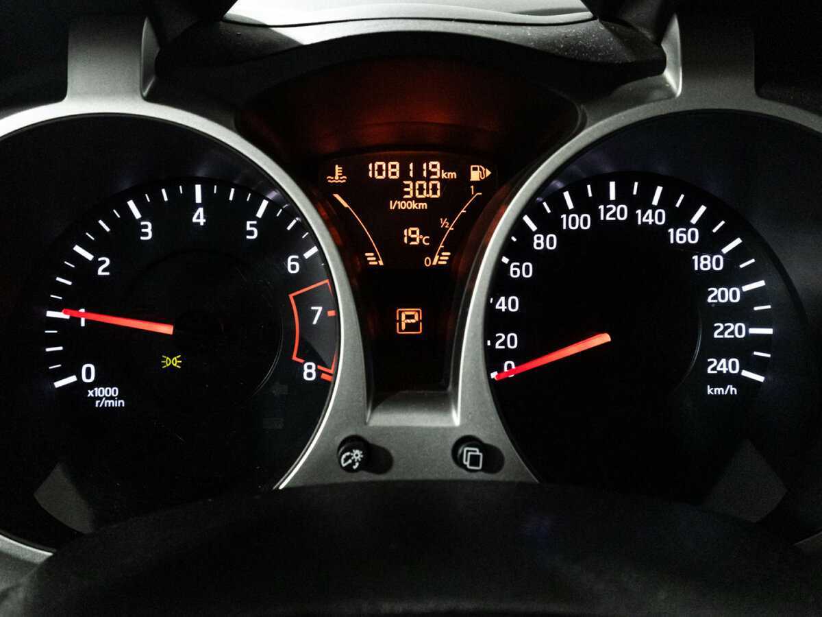 Nissan Juke 2014 года с пробегом. Фото: #11