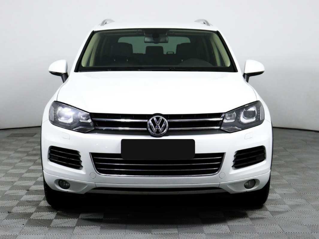 Volkswagen Touareg 2012 года с пробегом. Фото: #1
